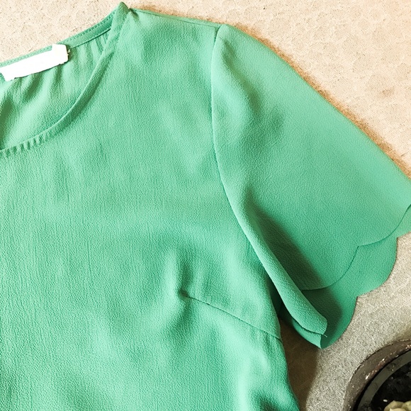 LUSH Green crop top - Picture 2 of 5